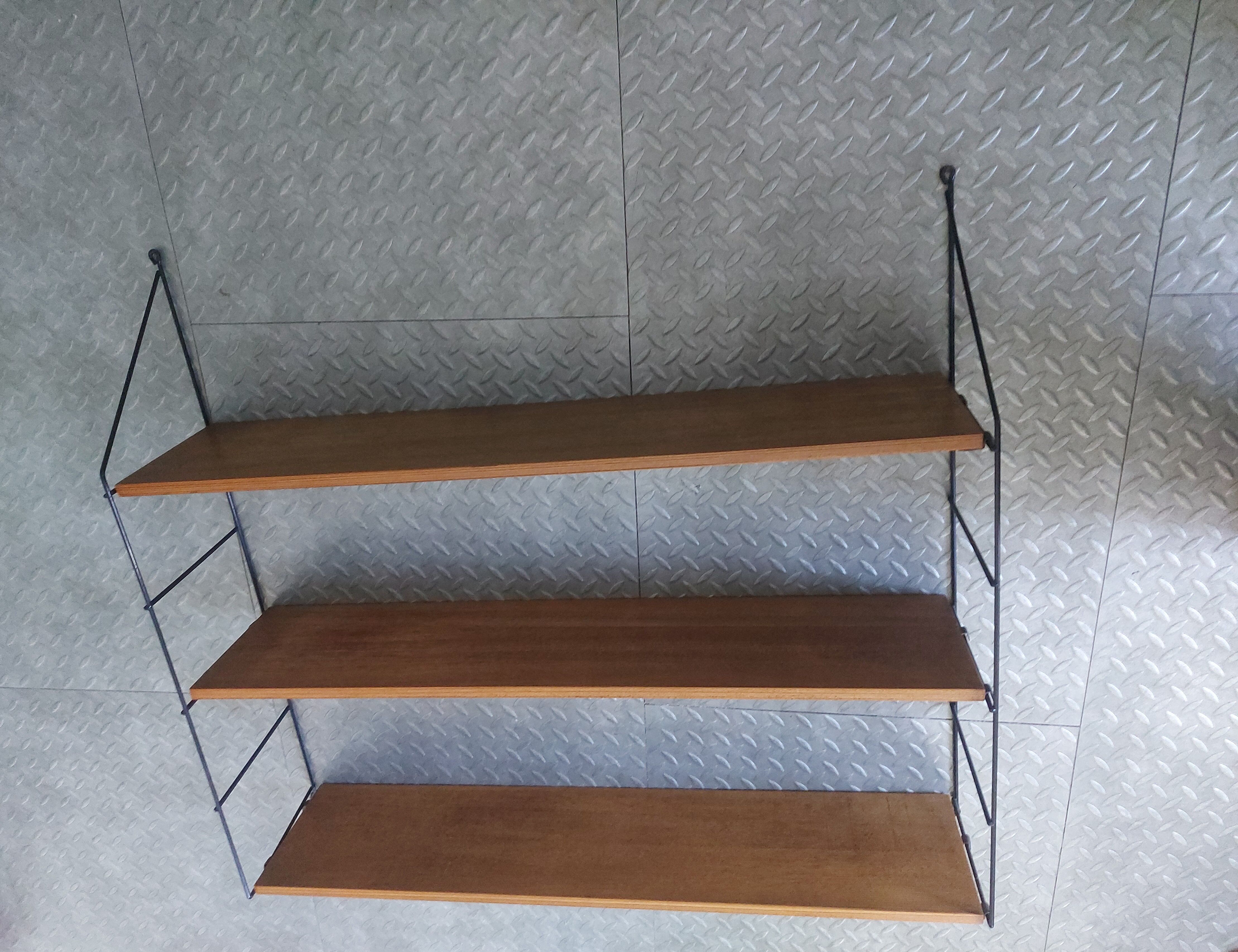 String shelves, 50's