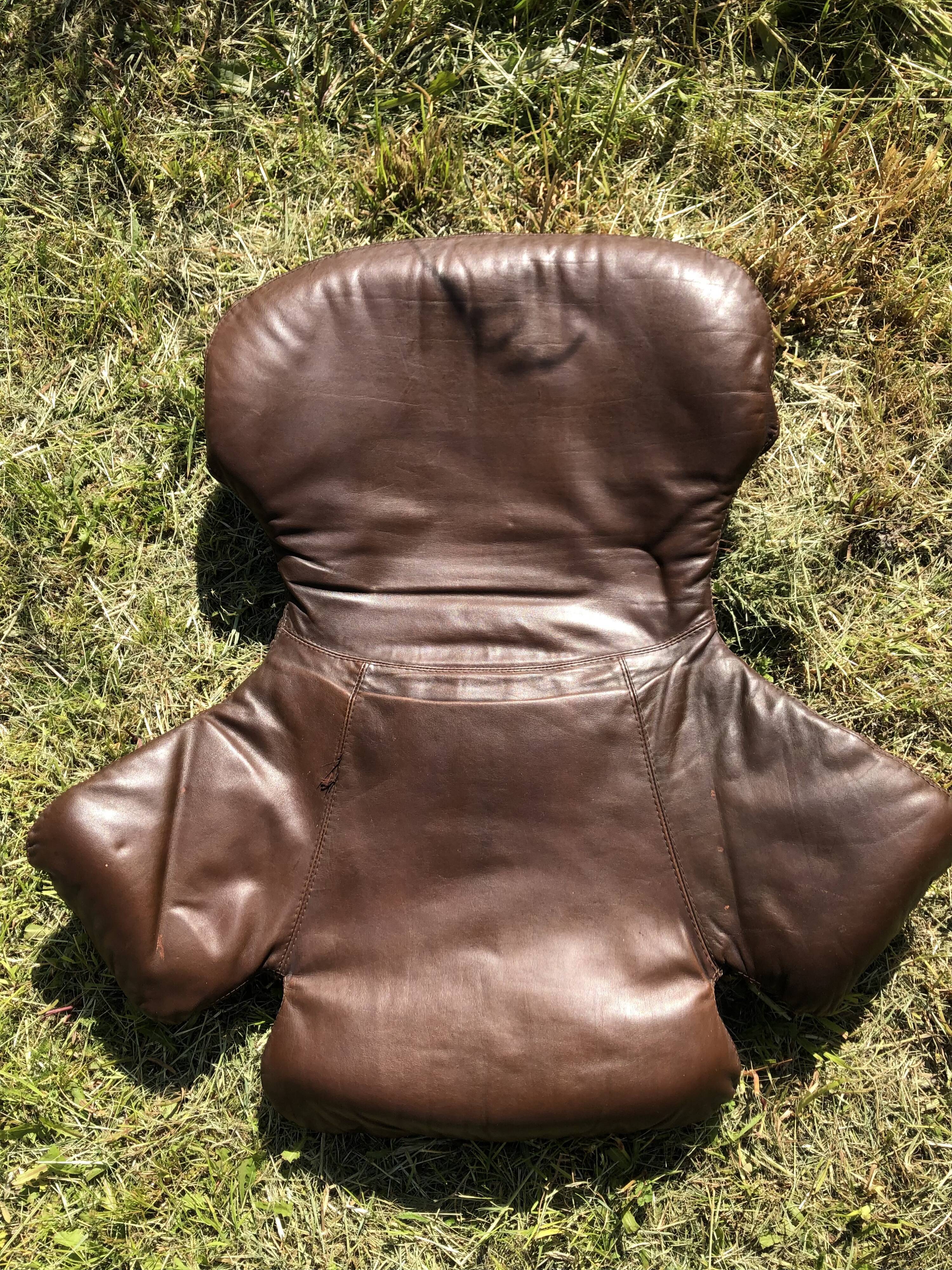 Leather chair model Lynn Gastone Rinaldi for Rima
