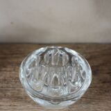 Page 1 of 7 Small 9-hole flower pick, vintage soliflores