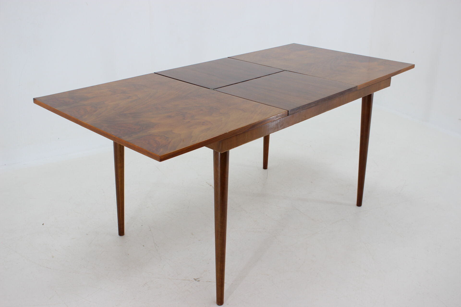 1960s Walnut Extendable Dining Table in Gloss Finish, Czechoslovakia