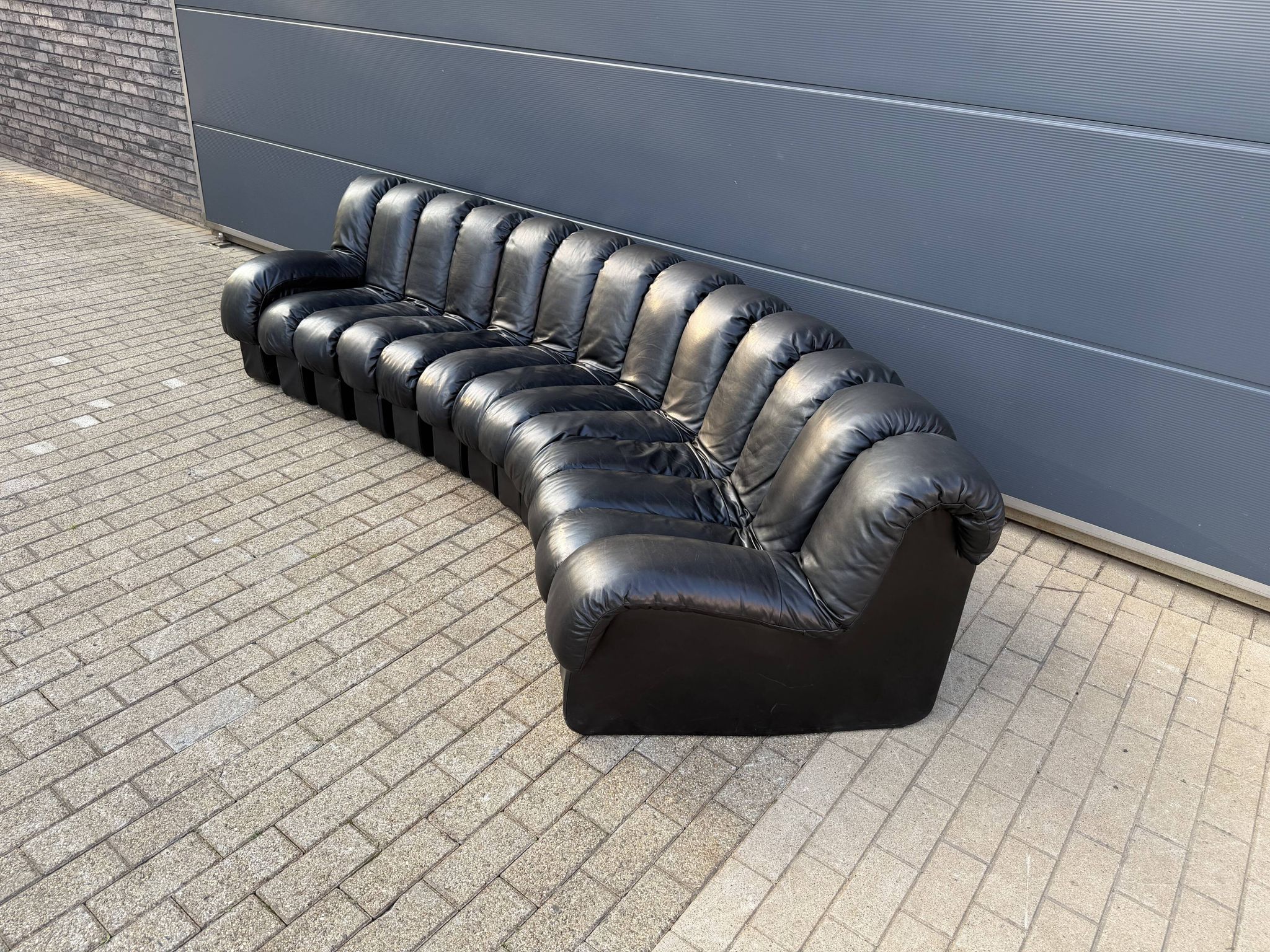 De Sede Ds600 Snake Tatzelwurm 13-piece in black leather in TOP condition!
