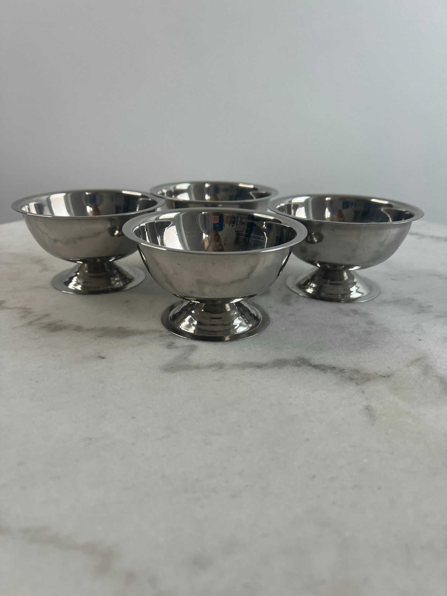 Stainless steel bowls set of 4