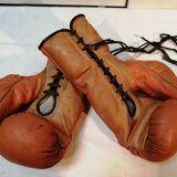 Vintage Leone Anniversary Leather Boxing Gloves 1947