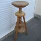 Tabouret tripode d'architecte industriel en pin