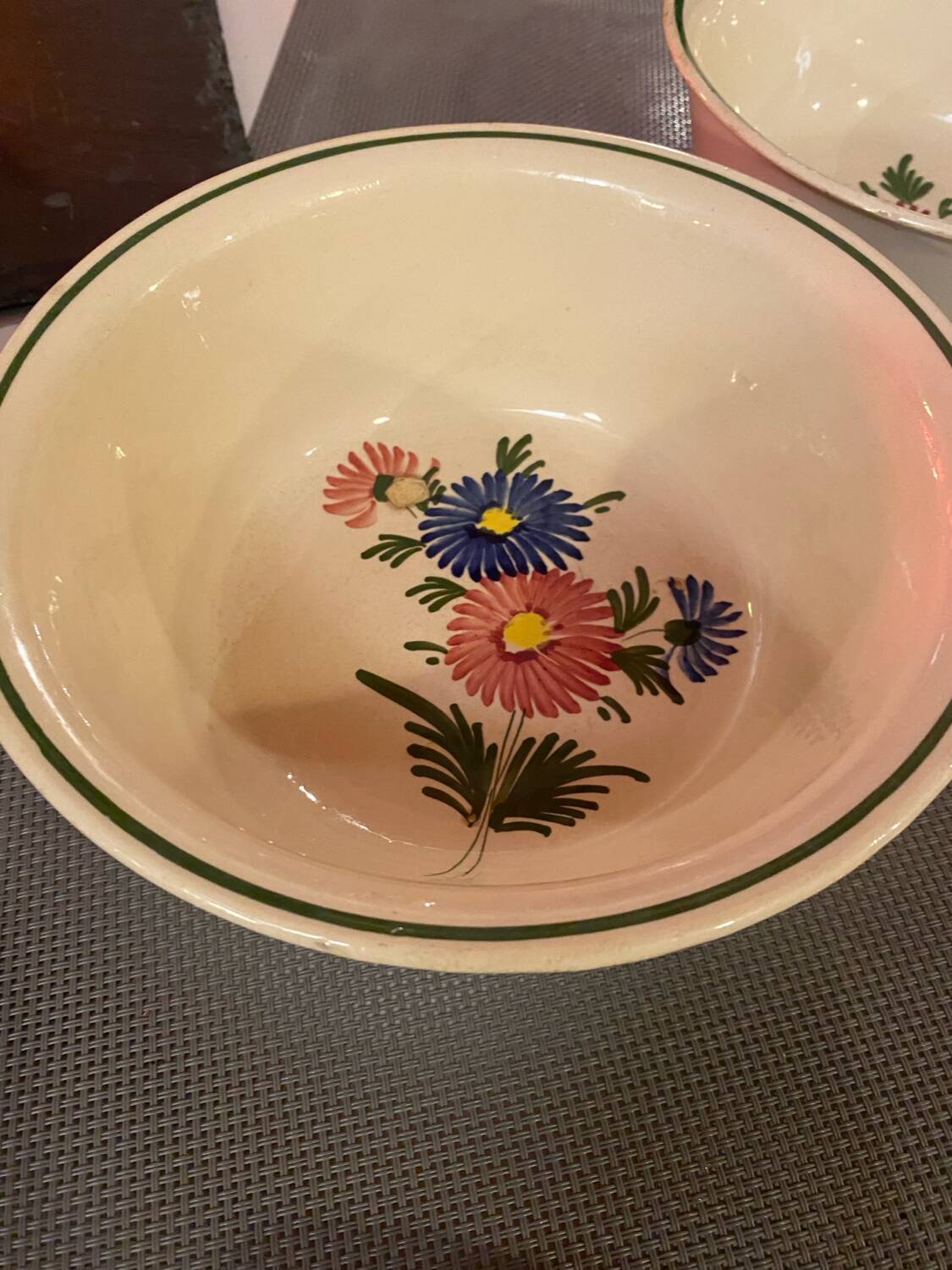 Saint Clément iron earth salad bowl