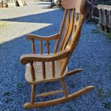 Rocking chair in solid oak