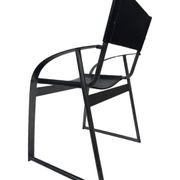 Chaise vintage en cuir et acier noir des années 1970
