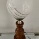 Lampe vintage des années 60-70 en bois et opaline