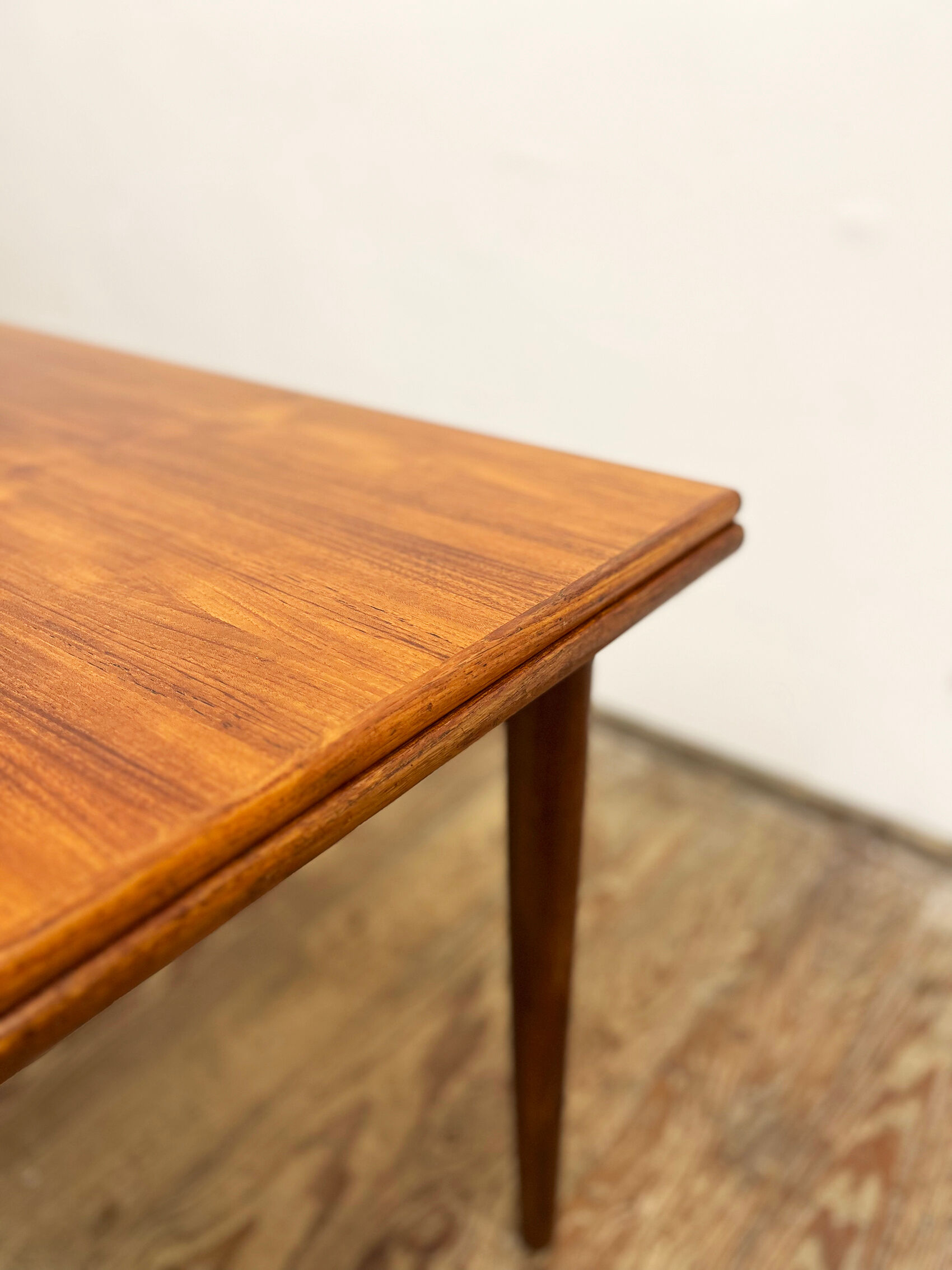 Extendable Mid Century Teak Dining Table with pull out leaves, Denmark, 1950s