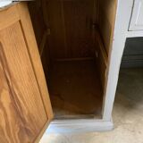 Pedestal desk or counter