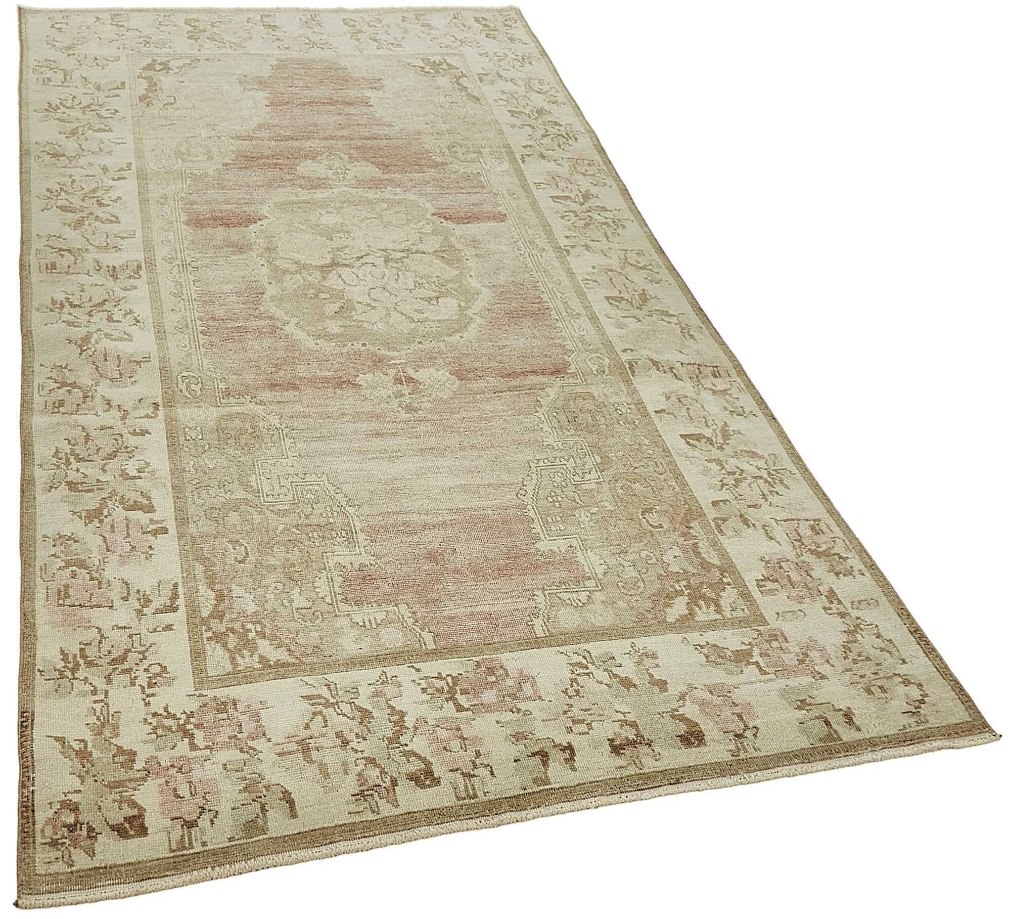 Turkish Vintage Anatolian Rug 142 cm x 255 cm