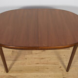 Mid-century teak oval extendable dining table from McIntosh, United Kingdom, 1960s