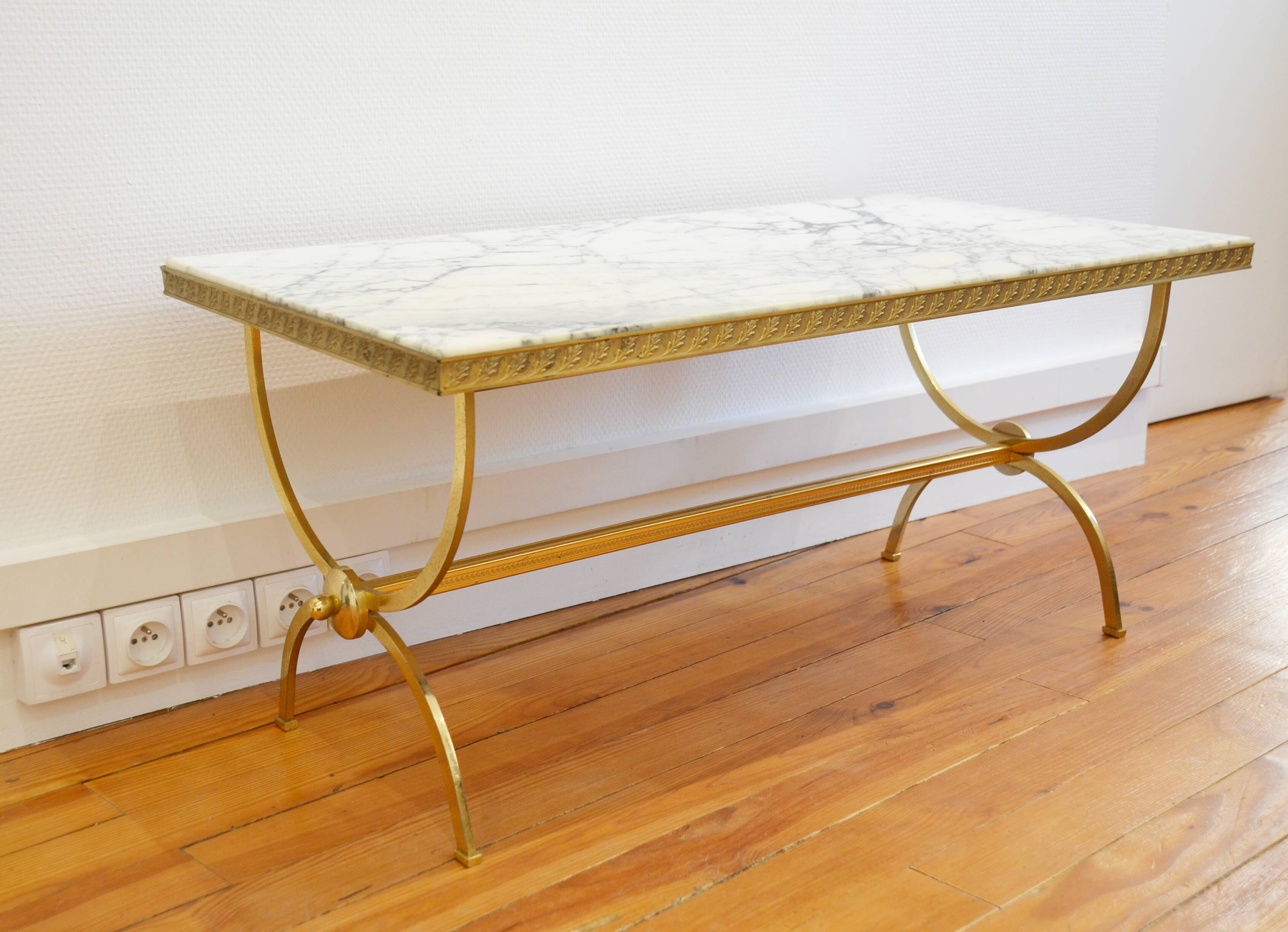 White marble coffee table vintage 60s