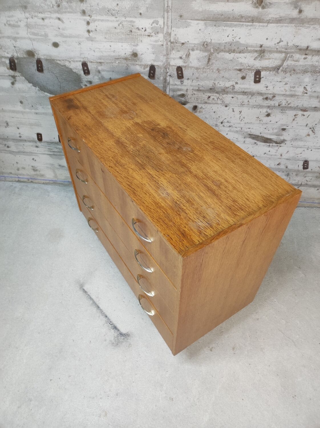 Vintage chest of drawers