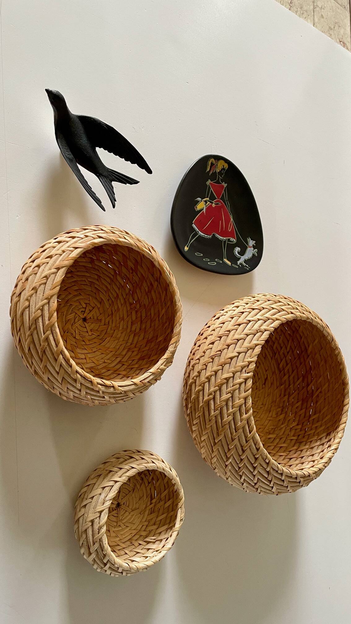 Decoration Vintage stackable baskets