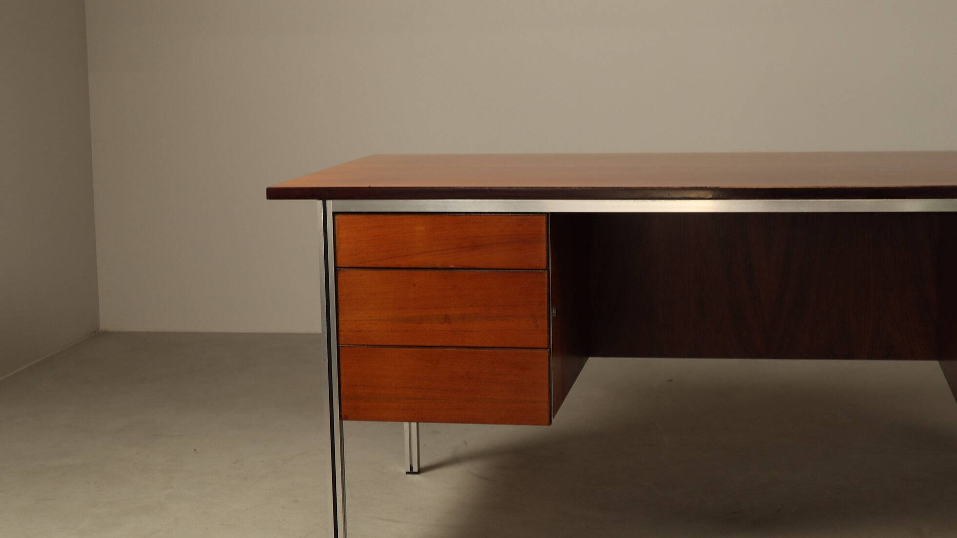 Executive desk by ORA Acciaio, produced in Italy during the 1970s.