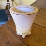 Small vase on legs