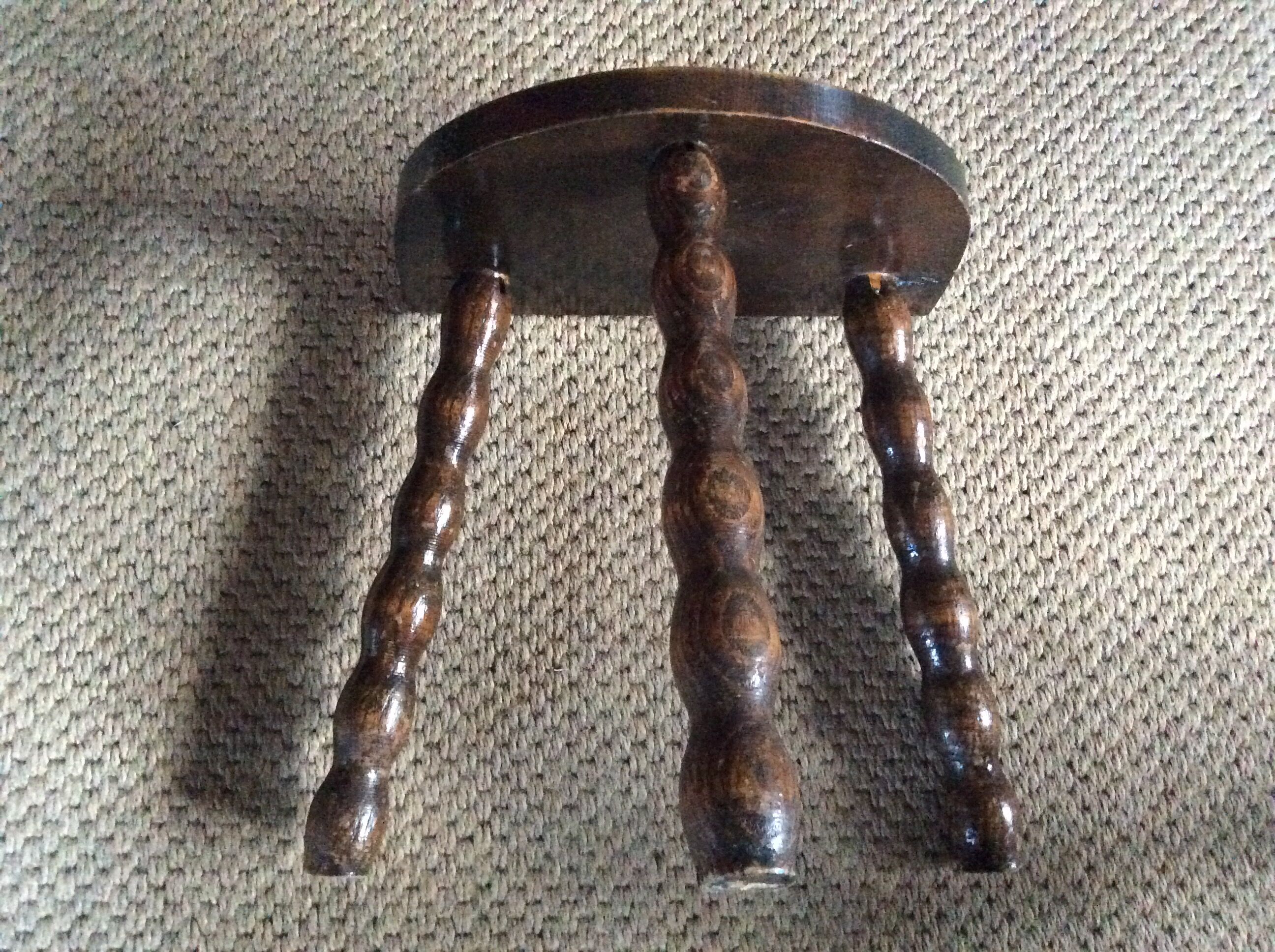 Tripod stool