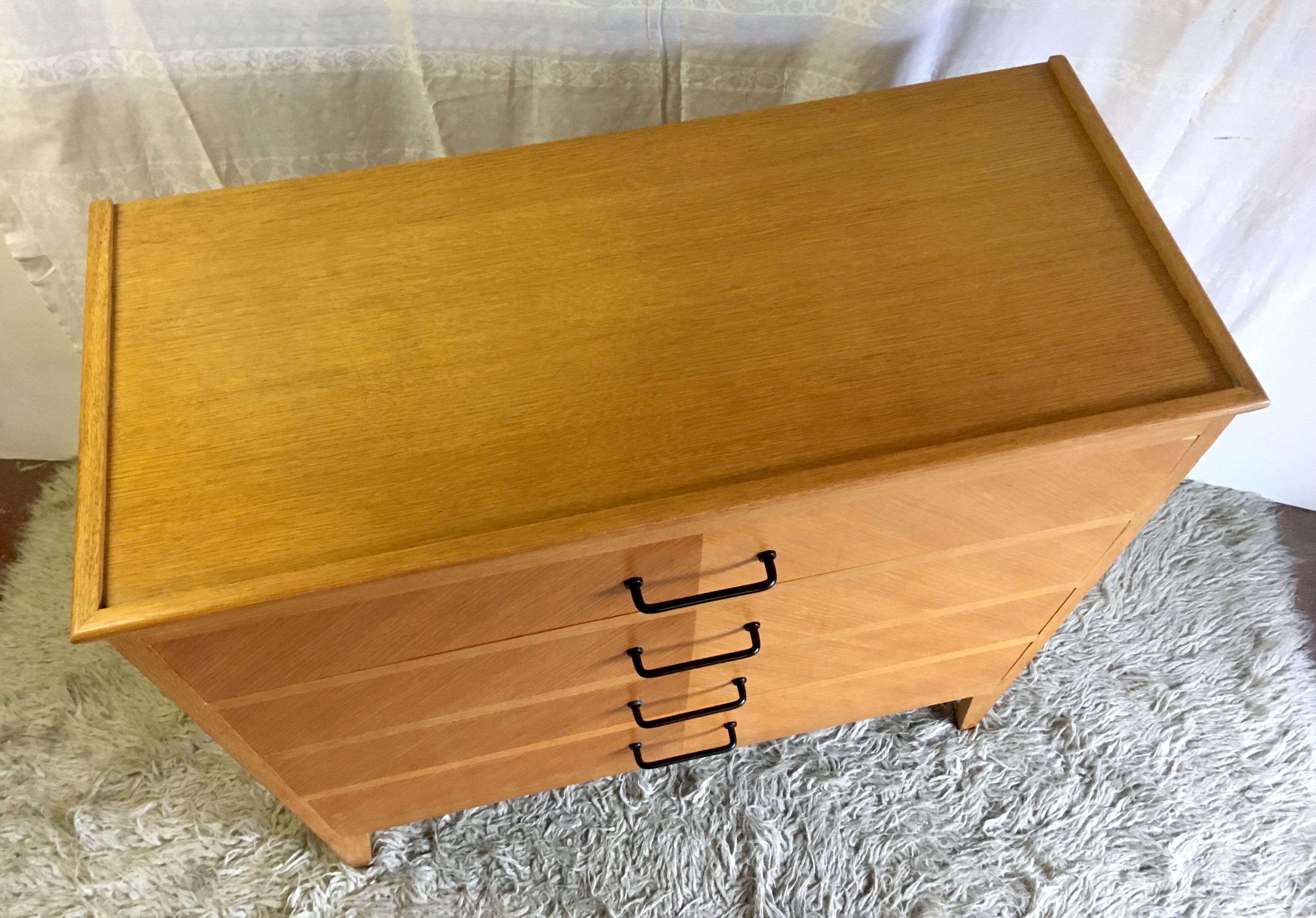 Vintage oak commodity - 60s