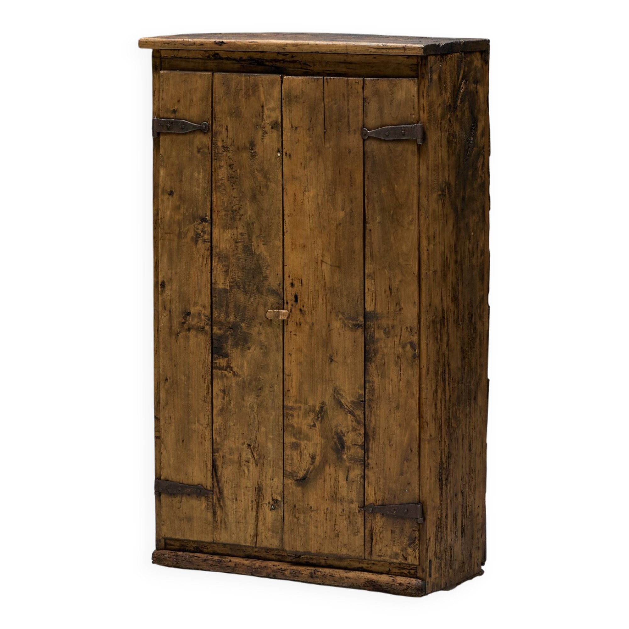 Rustic Travail Populaire Cabinet, France, Late 18th Century