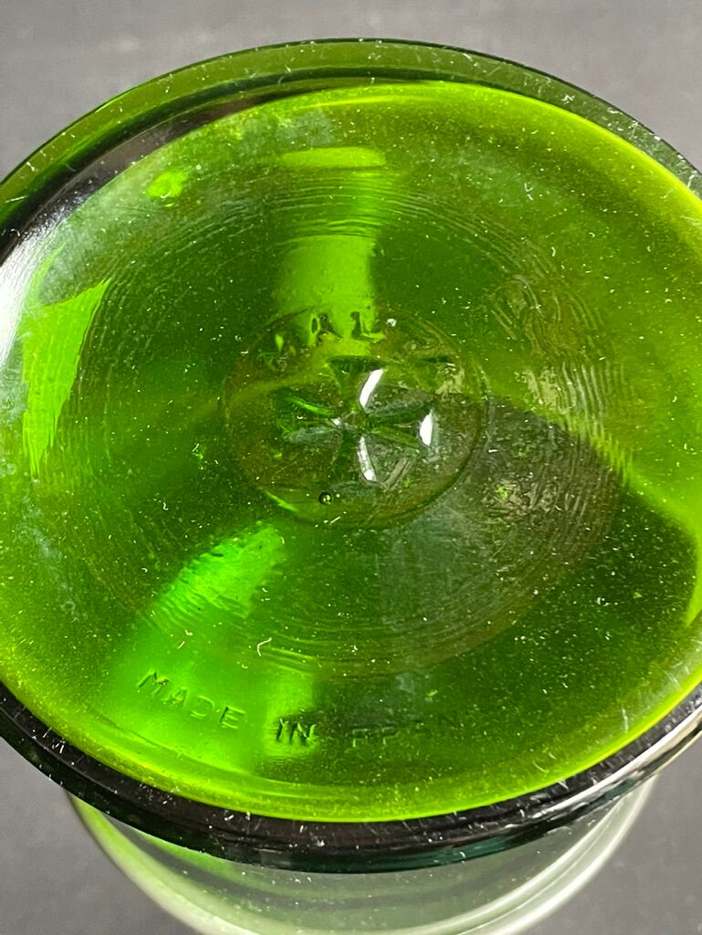 Decanter and 5 crystalline glasses and tin