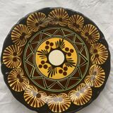 Large presentation and collection plate in glazed ceramic st jean de Bretagne signed