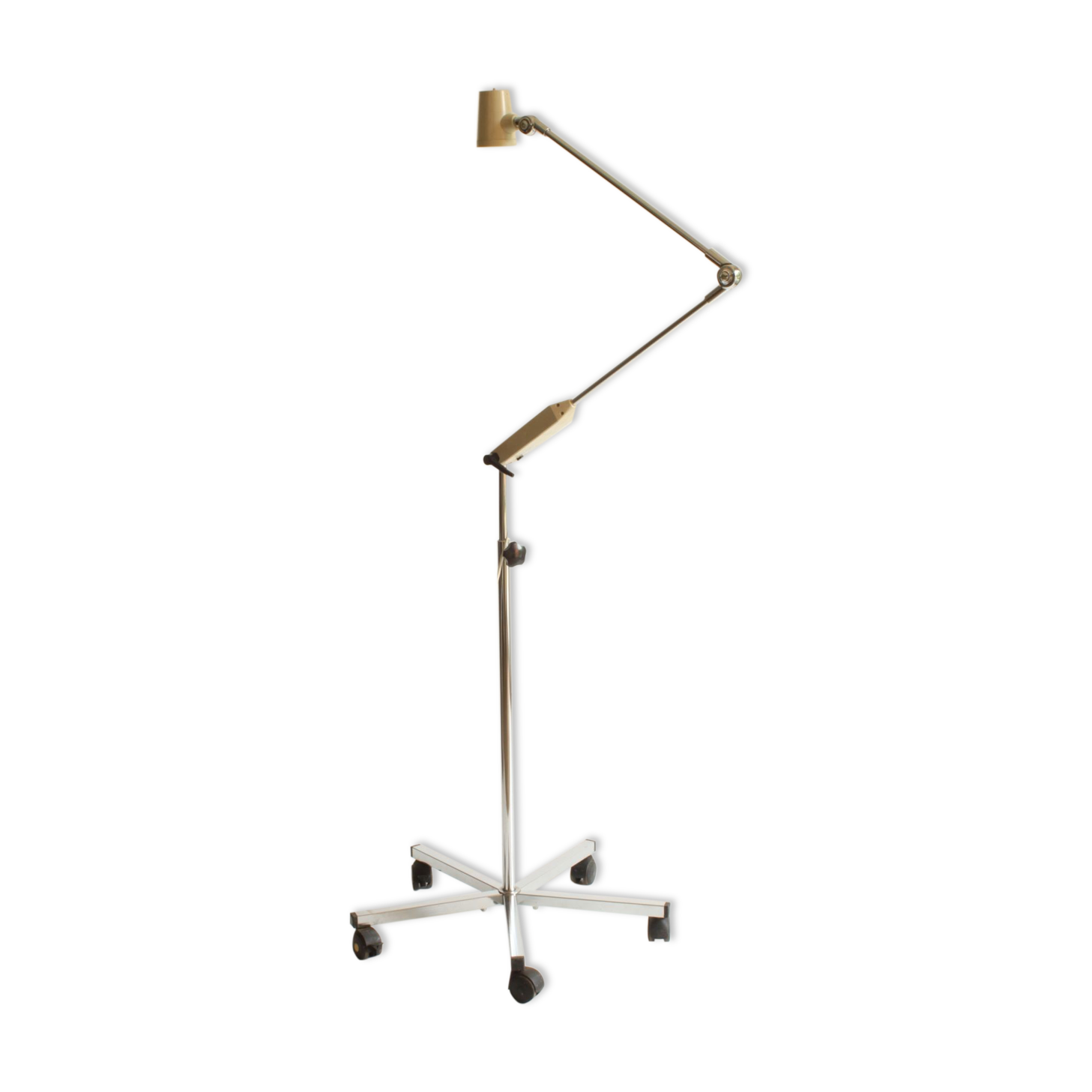 Vintage adjustable chrome medical precision light by Derungs Licht, Switzerland 1980s.