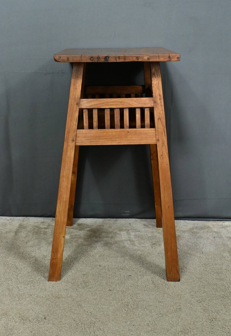 Walnut Sculptor's Stand – 19th Century