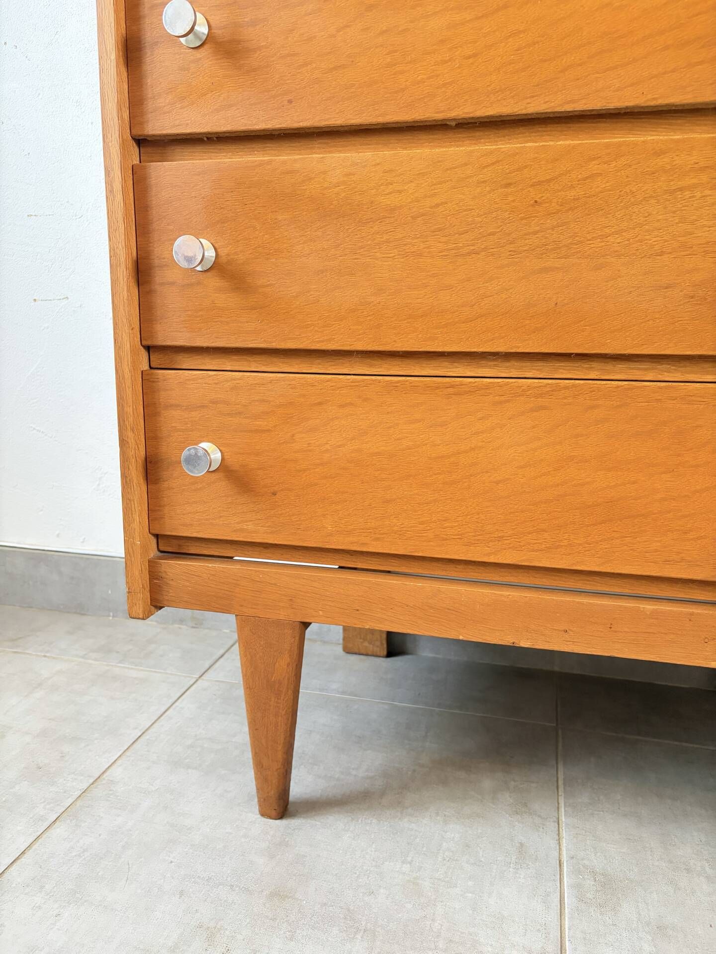 Scandinavian vintage chest of drawers / dresser