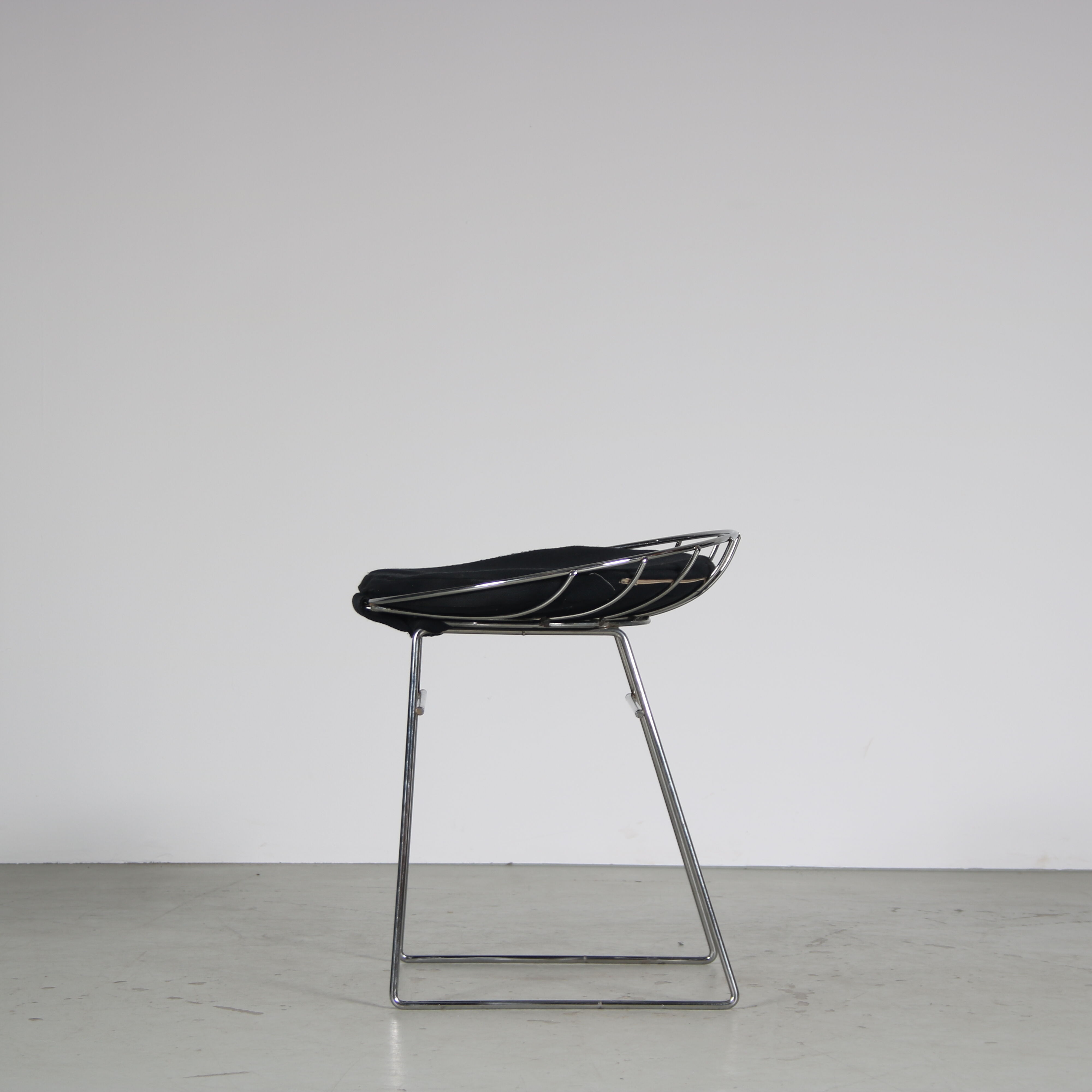 1960s Wire metal stools by Tomado from the Netherlands