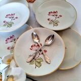 7 Mangnolias Dessert Plates 19.5cm with Gold profile.
