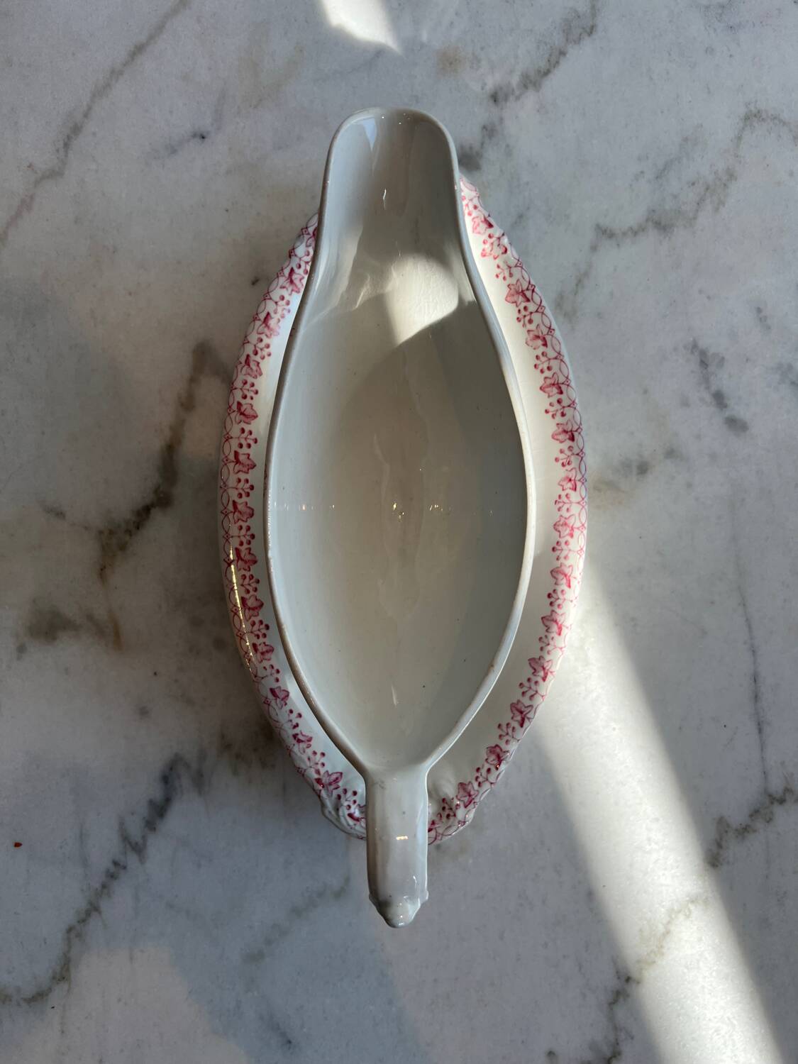 Onnaing Harvest Collection Sauceboat, Iron Earth