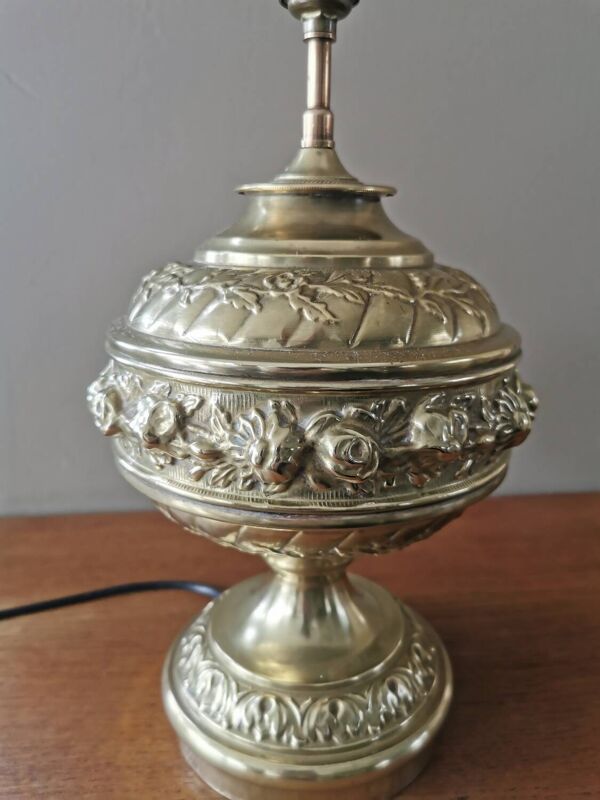Pied de lampe ancien en laiton