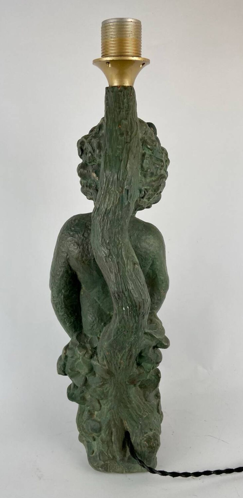 Lampe de table de Robert Mermet représentant un garçon/putto debout