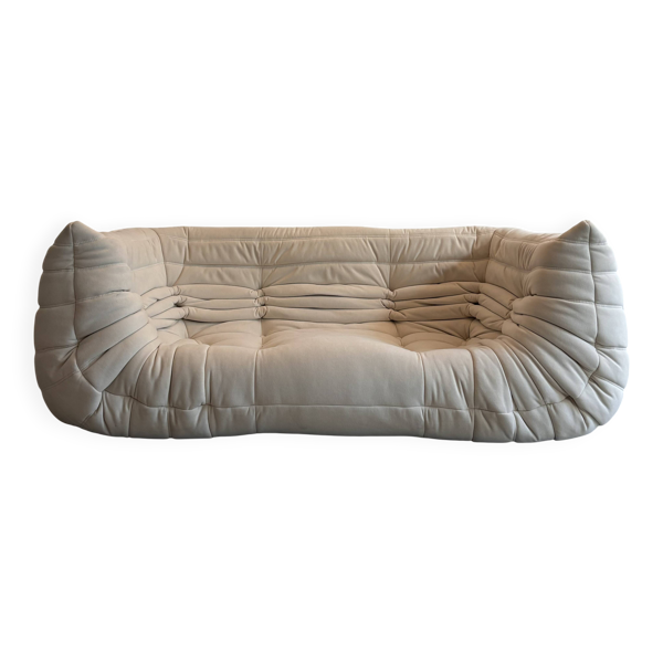 Canapé moyen togo par Michaële Ducaroy pour ligne Roset — Beyit