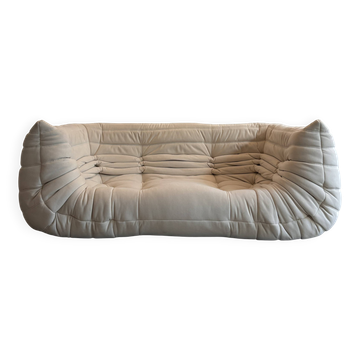 Canapé moyen togo par Michaële Ducaroy pour ligne Roset