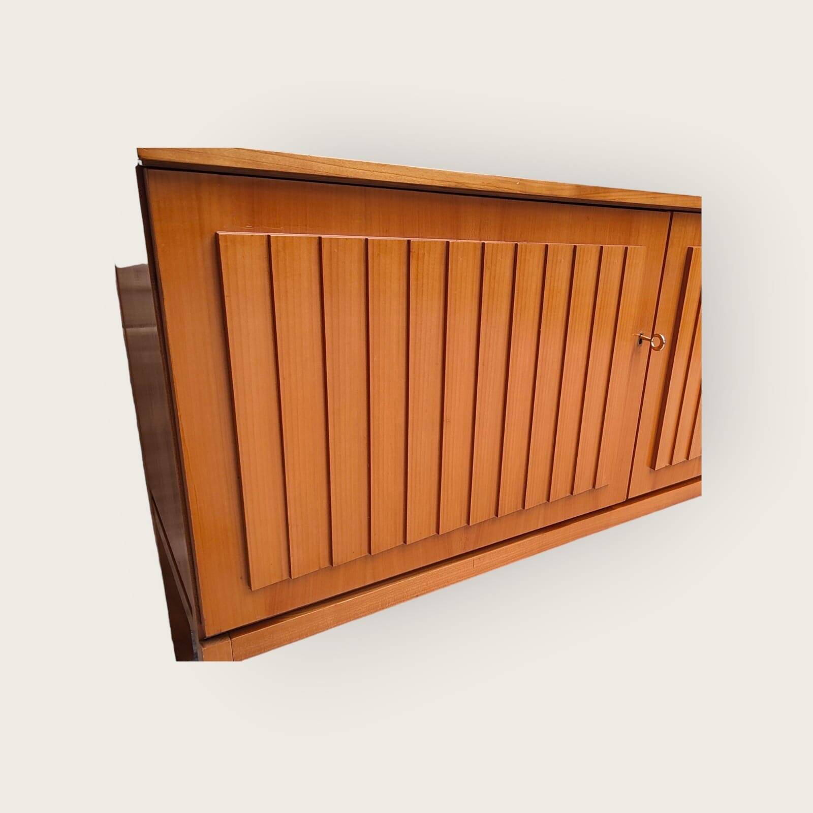 Buffet du milieu du siècle