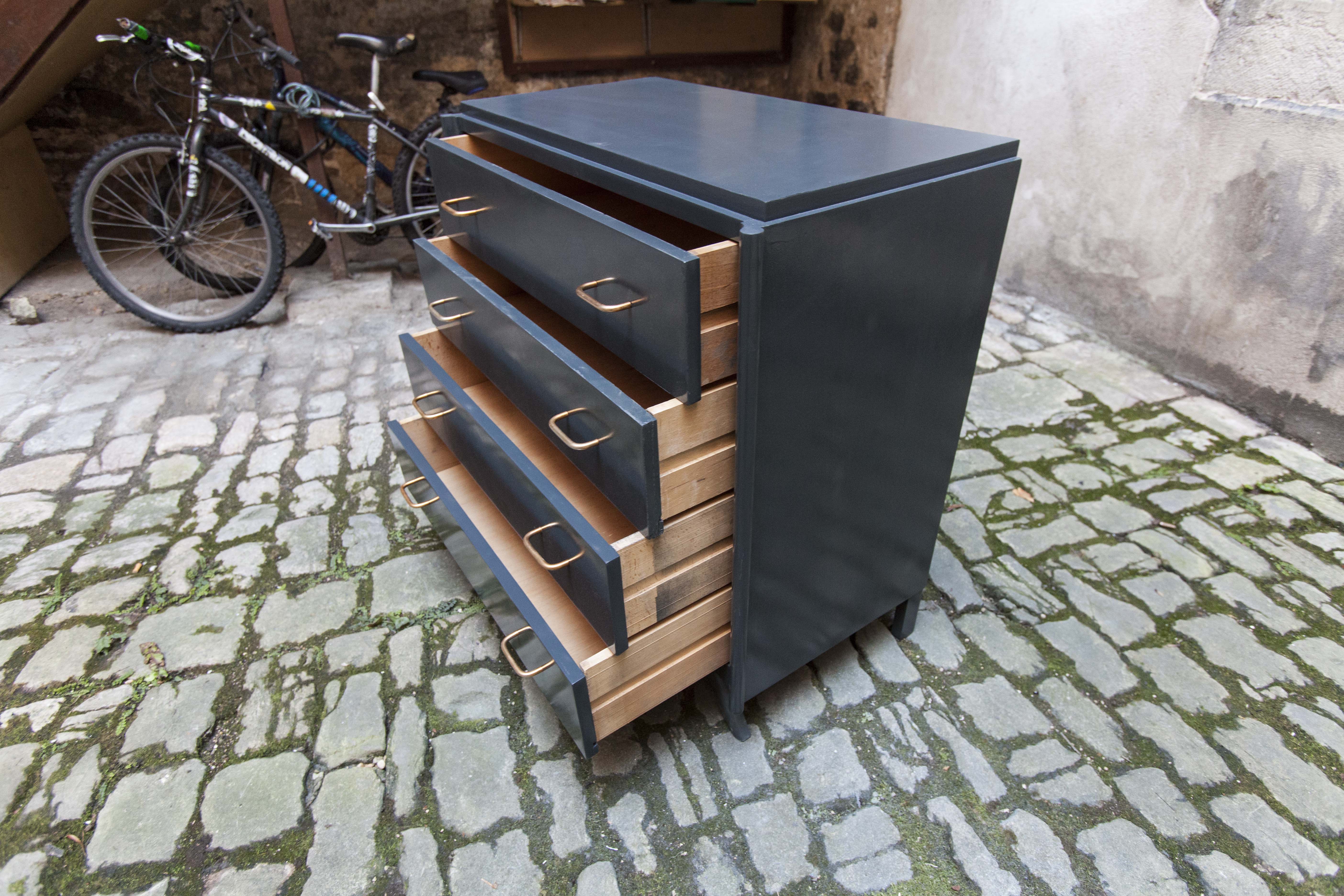 Commode années 30 relooké gris anthracite