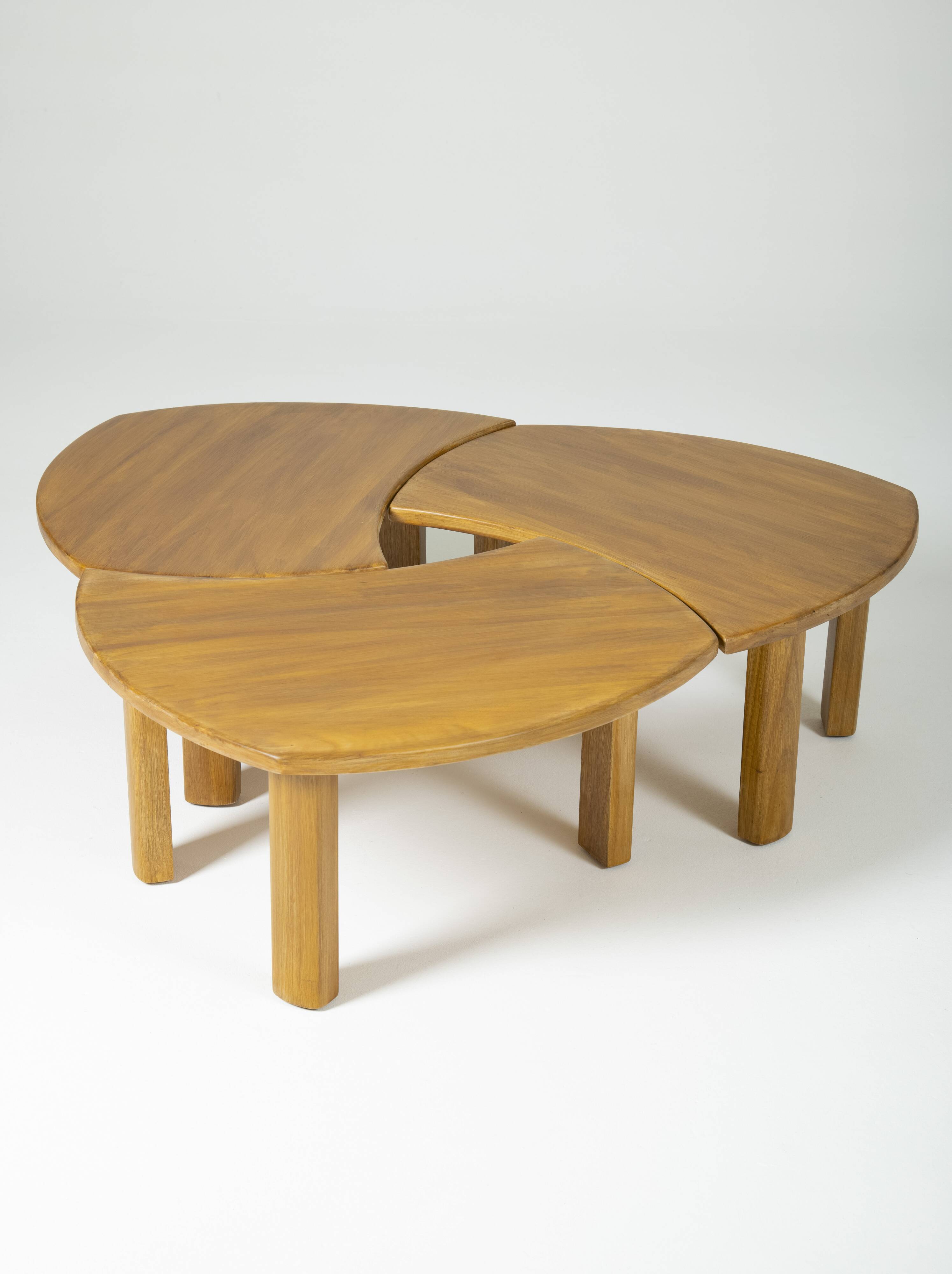 Table basse en orme massif, 1970s