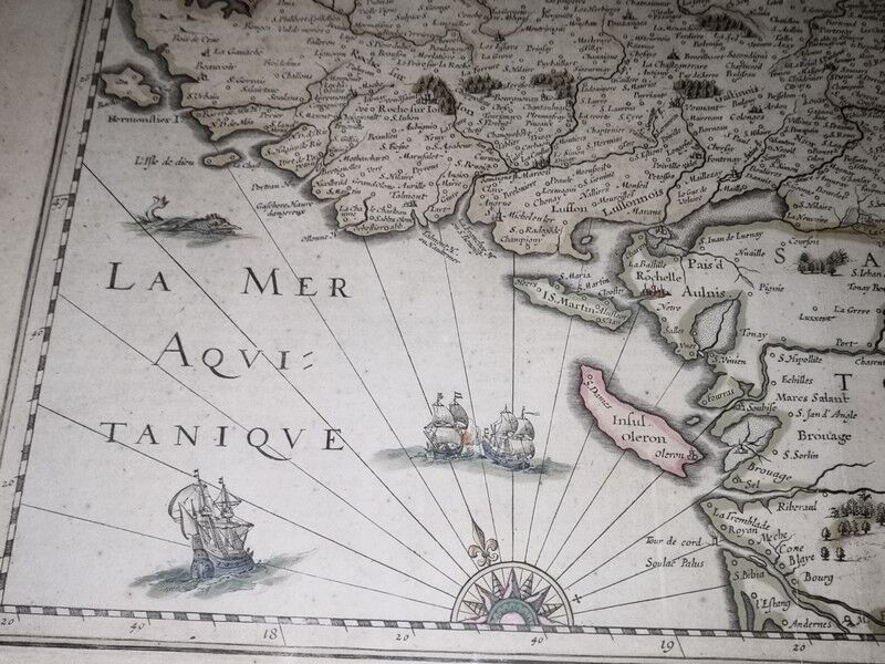 Authentic old map of the seventeenth century of Poitou by judocus Hondius 1630 double-sided