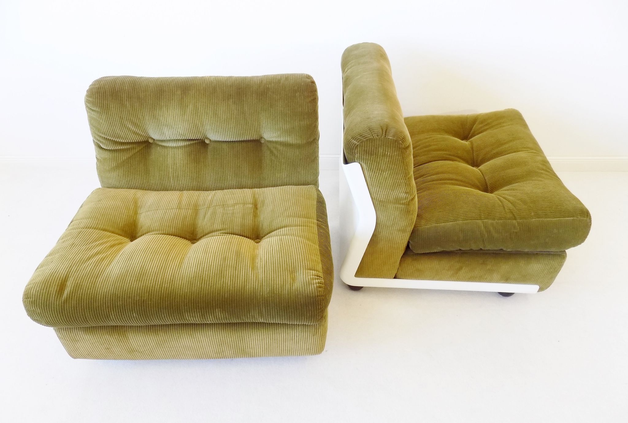 Ensemble de 2 chauffeuses de Mario Bellini 70s