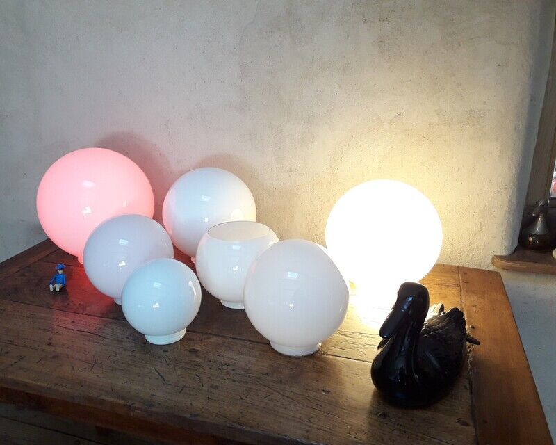 Globe 20cm en verre blanc ancien pour lampe suspension