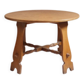 Table basse ronde en hêtre, piétement chantourné, années 80