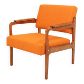 Fauteuil vintage en tissu en laine orange et bois couleur noyer
