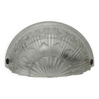 Applique Art Deco demi coupole verre pressé