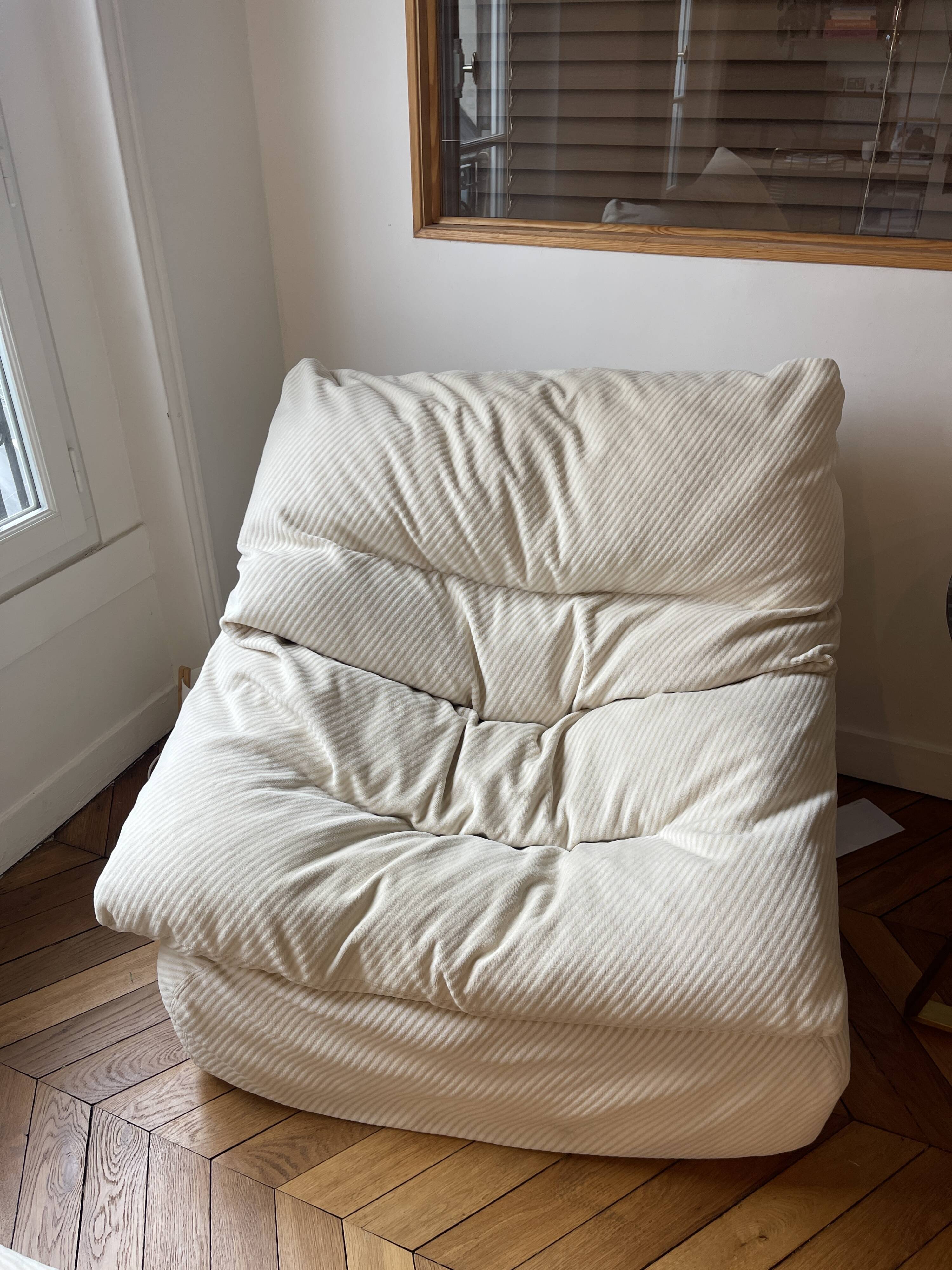 Sofa and armchair set STEINER Paris 1970s.