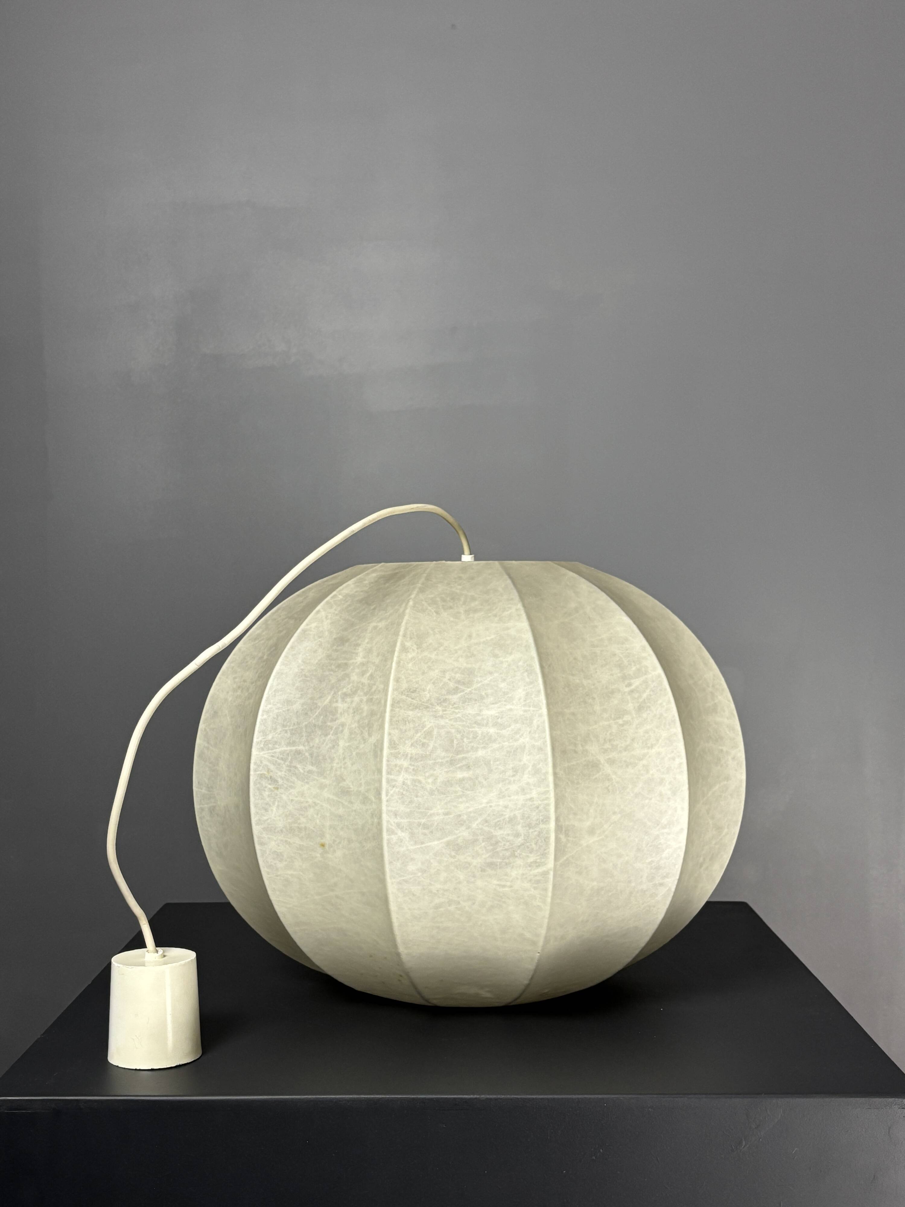 Midcentury space age cocoon hanging pendant ceiling lamp, 1960s