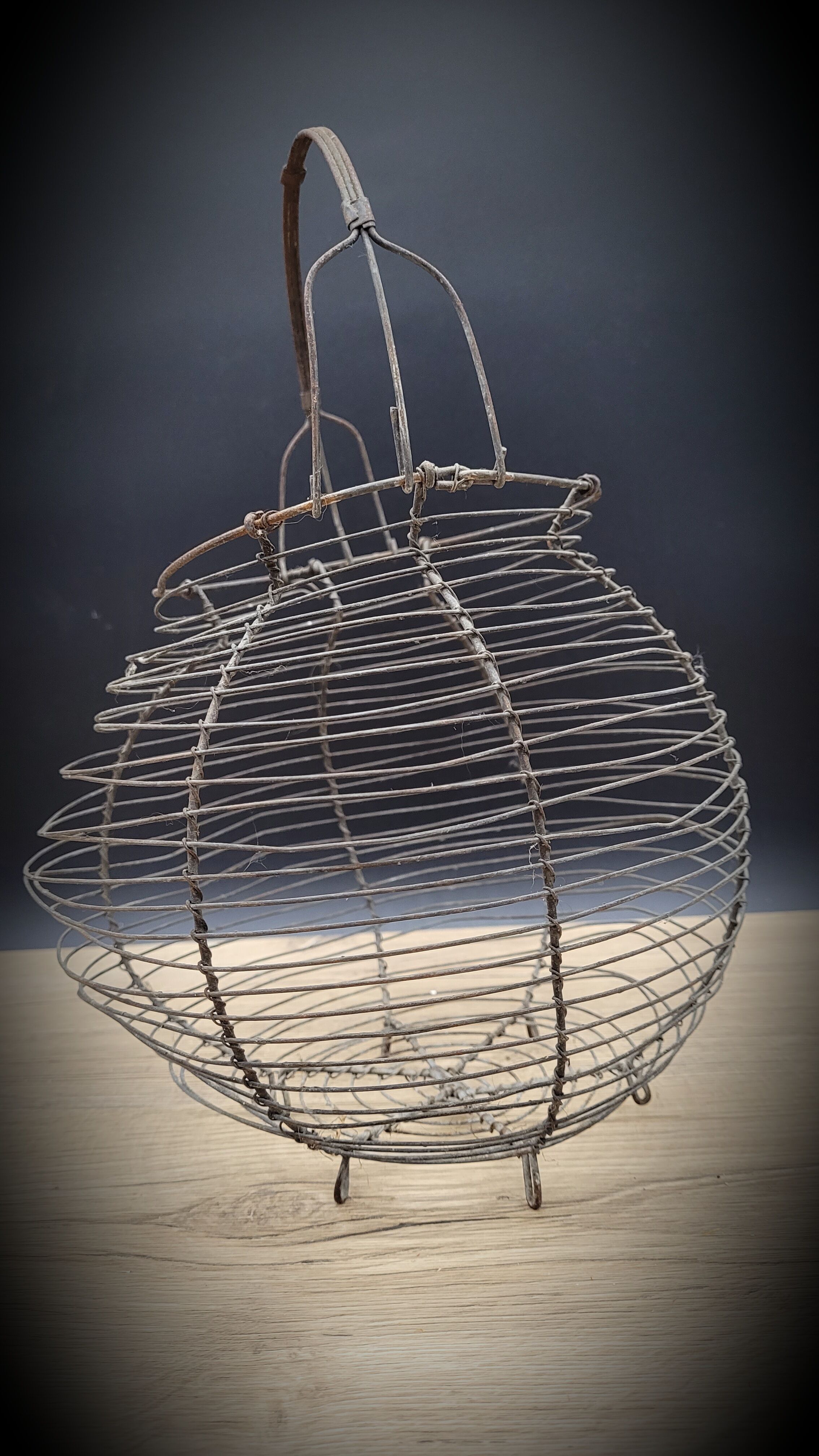 Basket braided metal salad