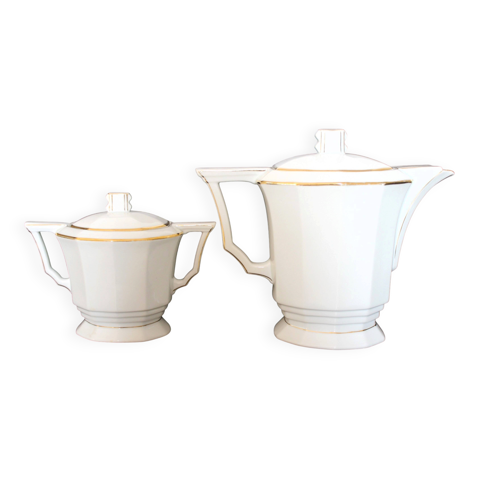 Art Deco ensemble of Czech coffee pot and sugar bowl.
