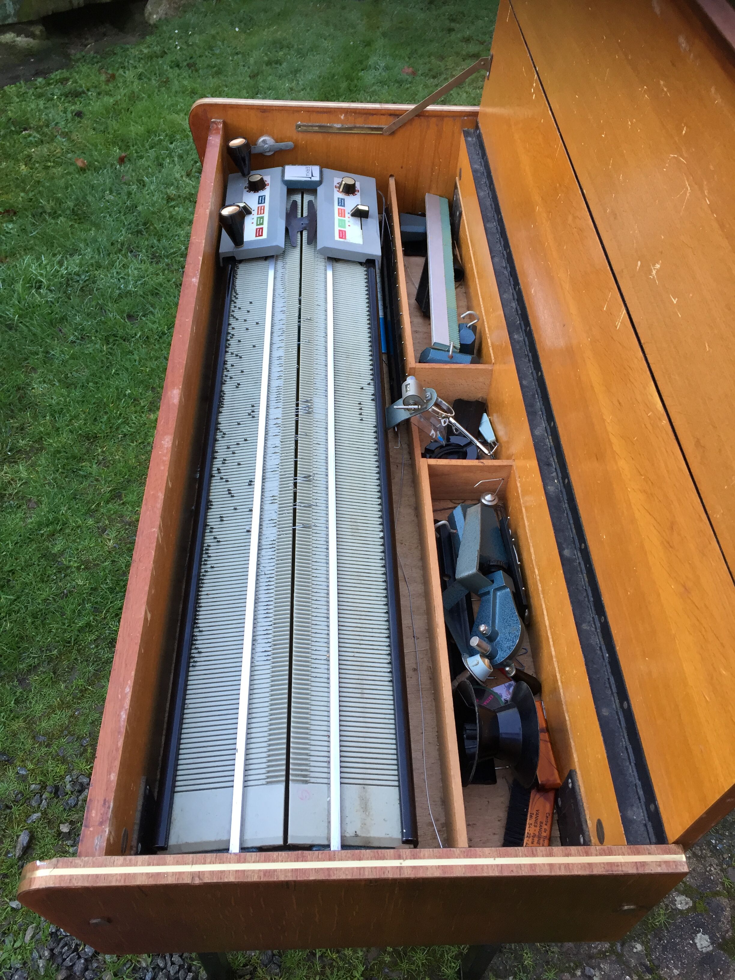 Vintage oak console desk table with square metal tube base (knitting machine)